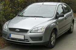ford-focus-c-2004