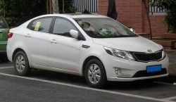 kia-rio-c-2011