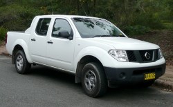 nissan-navara-c-2005-2012
