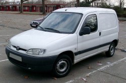peugeot-partnerdo-2008