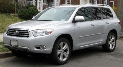 toyota_highlander_limited_--_03-16-2012