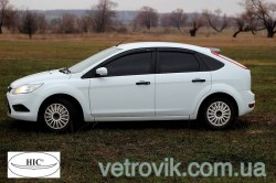 ford-focus-04-11-hb-sed-3