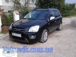 hic-kia-carens-06-14-3