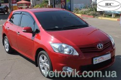 toyota-auris-07-12-3