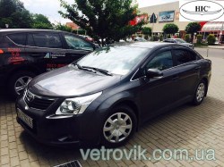 toyota-avensis-2009--sedan