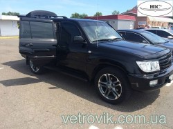 toyota_land-cruiser-100-1