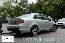 vw-jetta-05-11