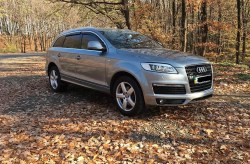 ветровики-audi-q7-2009-дефлекторы-окон-с-хромом-hic
